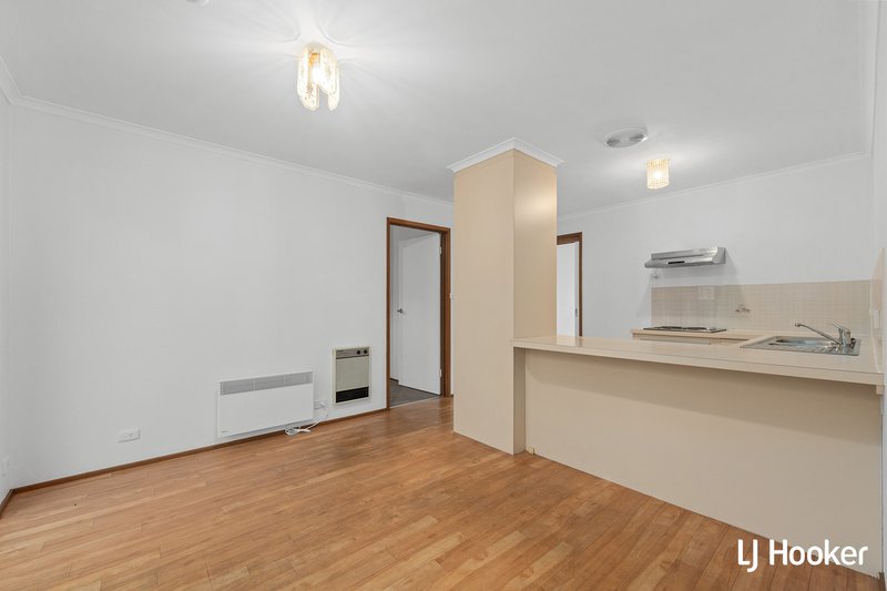 Photo - 19/12 Crisp Circuit, Bruce ACT 2617 - Image 8