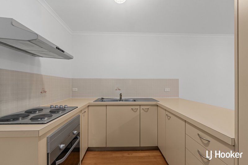 Photo - 19/12 Crisp Circuit, Bruce ACT 2617 - Image 9