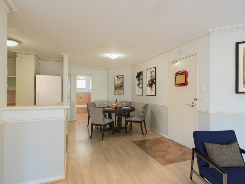 Photo - 19/123 Wellington Street, East Perth WA 6004 - Image 5