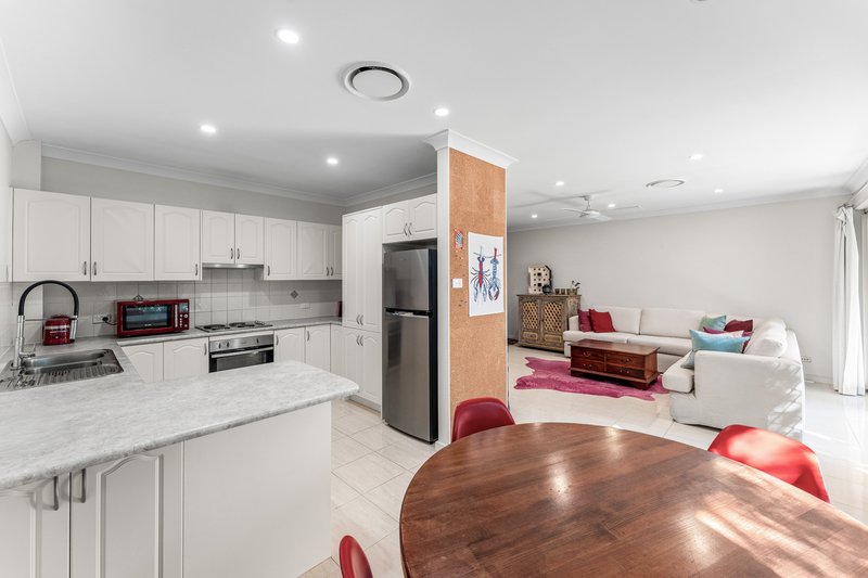 Photo - 19/14 Raymond Road, Thirroul NSW 2515 - Image 3
