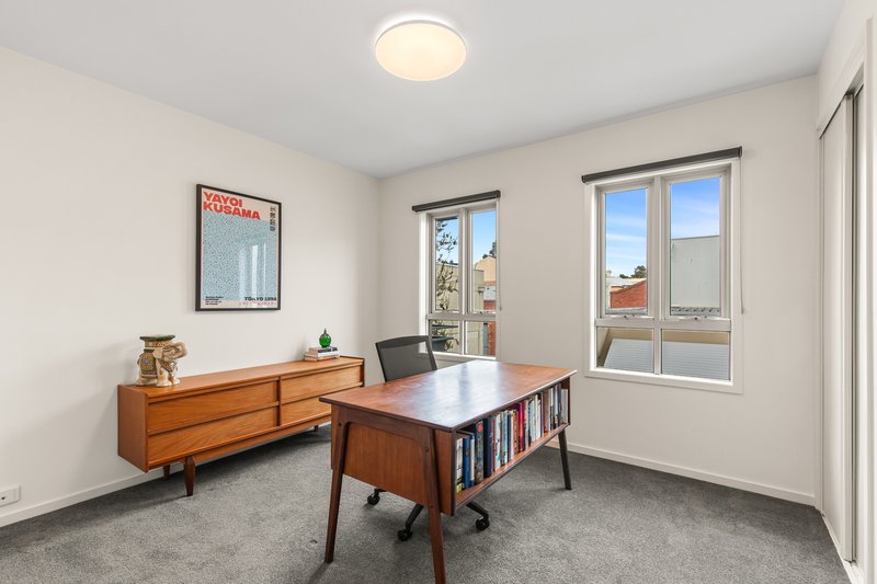Photo - 19/17-21 Blackwood Street, North Melbourne VIC 3051 - Image 4