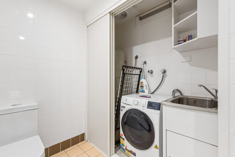 Photo - 19/17-21 Blackwood Street, North Melbourne VIC 3051 - Image 9