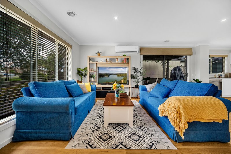 Photo - 19/17 Golden Elm Way, Lyndhurst VIC 3975 - Image 5