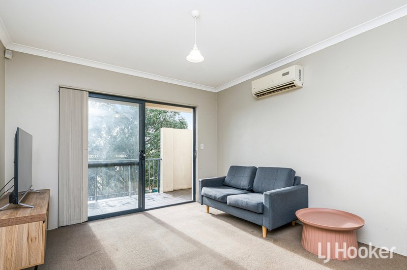 Photo - 19/17 Southdown Place, Thornlie WA 6108 - Image 5