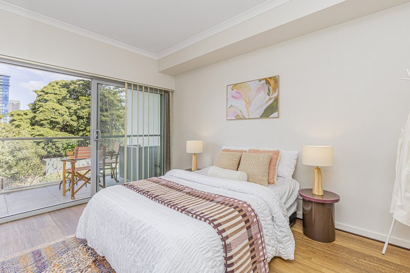 Photo - 19/177 Stirling Street, Perth WA 6000 - Image 4