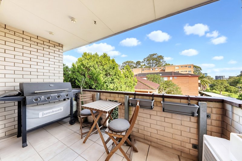 Photo - 19/18-18A Meadow Crescent, Meadowbank NSW 2114 - Image 12