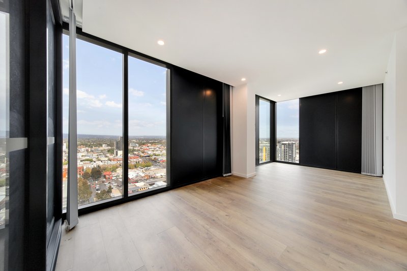 Photo - 1918/116 Waymouth Street, Adelaide SA 5000 - Image 3