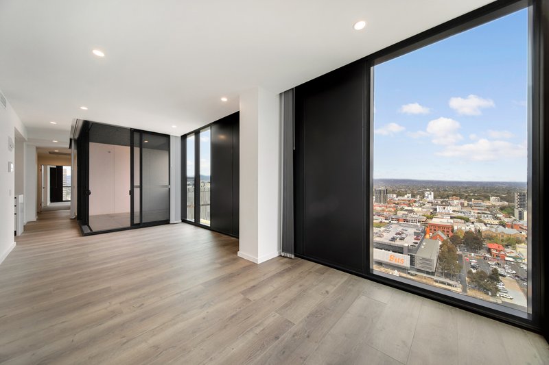 Photo - 1918/116 Waymouth Street, Adelaide SA 5000 - Image 4