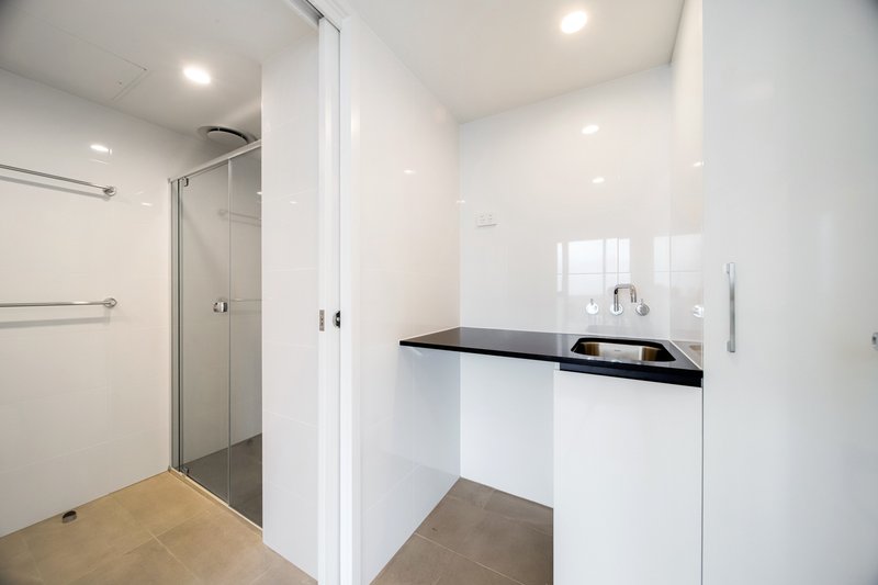 Photo - 1918/116 Waymouth Street, Adelaide SA 5000 - Image 12