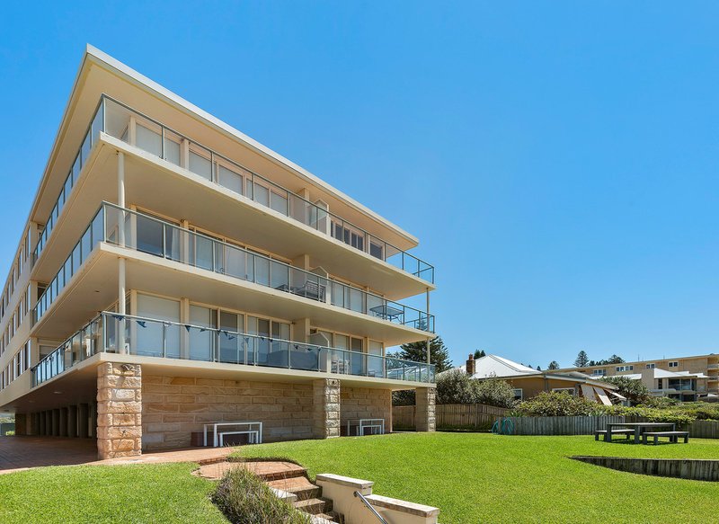 Photo - 19/19 Surfview Road, Mona Vale NSW 2103 - Image 9