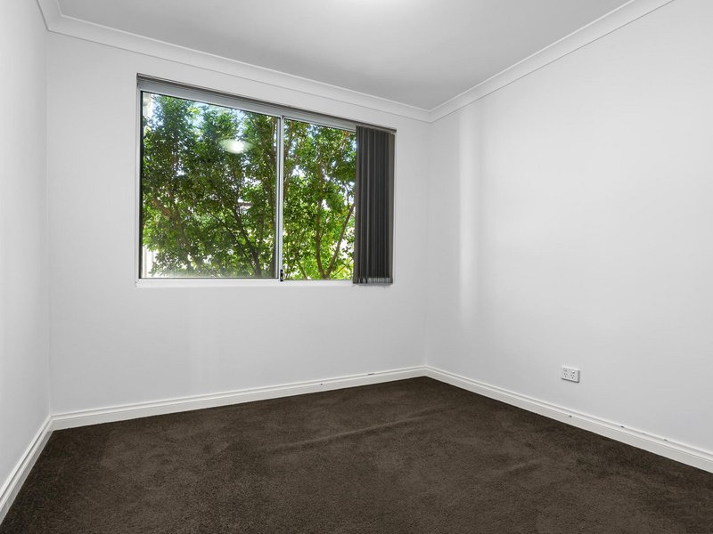 Photo - 191C Princess Road, Balga WA 6061 - Image 13