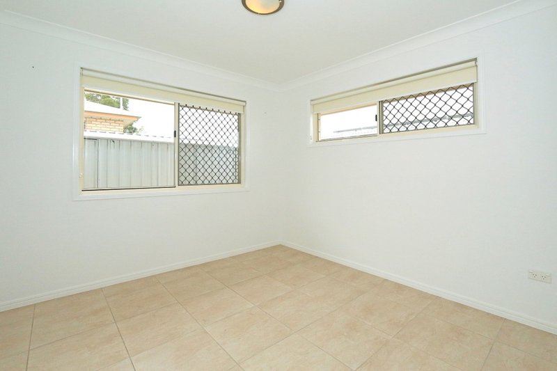 Photo - 192 Bawden Street, Berserker QLD 4701 - Image 6