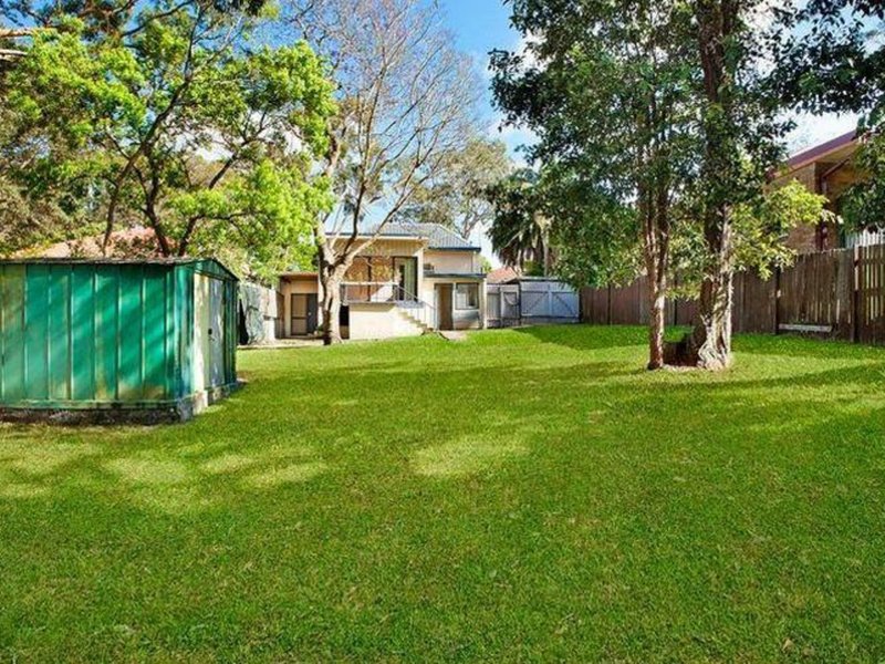 Photo - 192 Burns Bay Road, Lane Cove NSW 2066 - Image 2