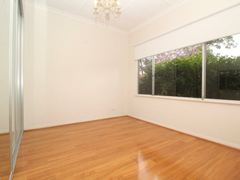 Photo - 192 Burns Bay Road, Lane Cove NSW 2066 - Image 7