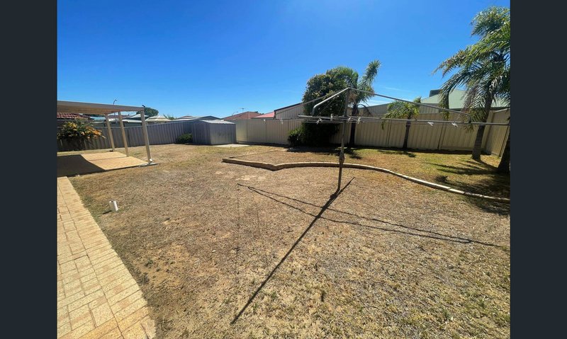Photo - 192 Currie Street, Warnbro WA 6169 - Image 14