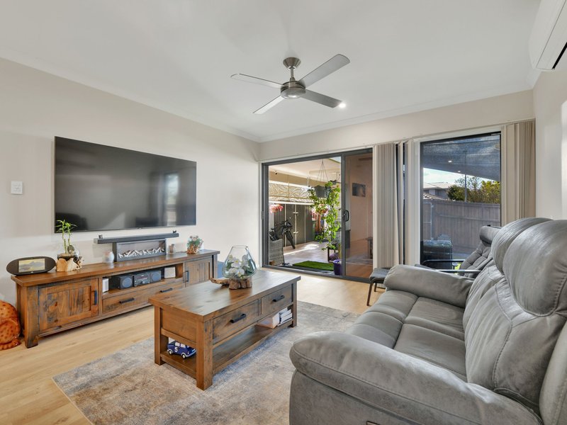 Photo - 192 Darlington Drive, Yarrabilba QLD 4207 - Image 14