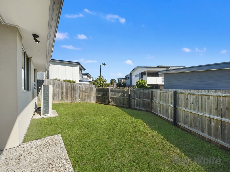 Photo - 192 Dorville Road, Carseldine QLD 4034 - Image 2