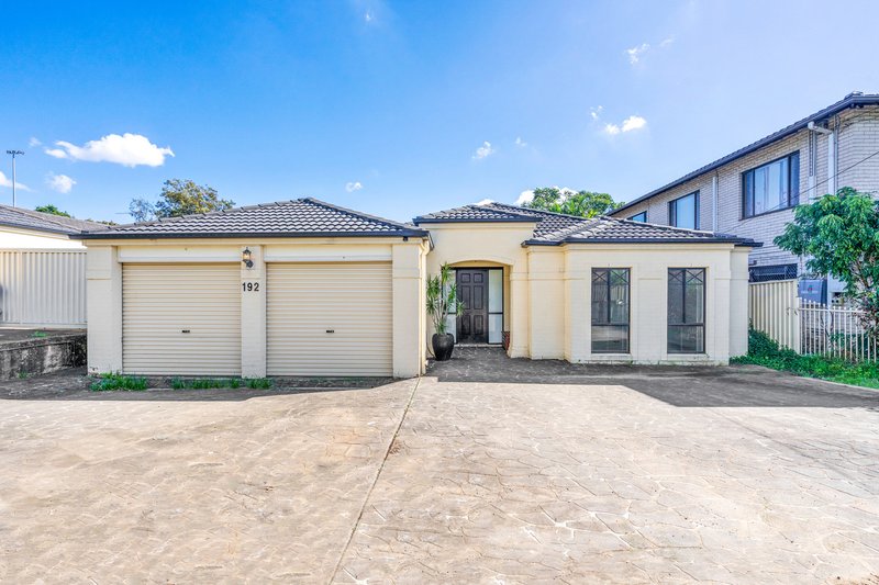 192 Girraween Road, Girraween NSW 2145