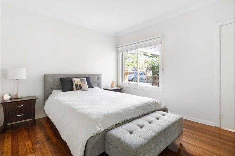 Photo - 1/92 Grange Road, Carnegie VIC 3163 - Image 4