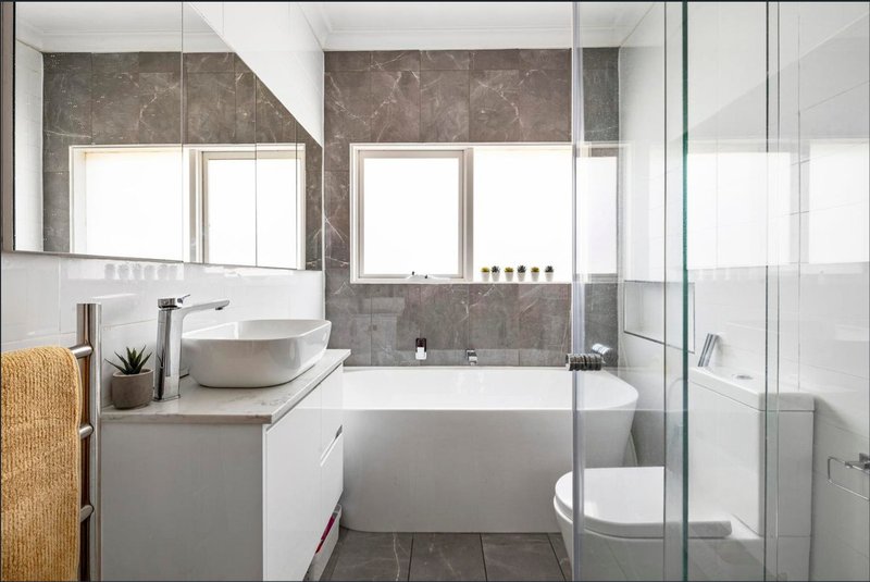 Photo - 1/92 Grange Road, Carnegie VIC 3163 - Image 6