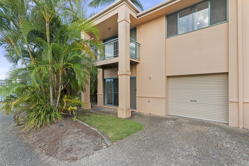 Photo - 1/92 Guineas Creek Road, Currumbin Waters QLD 4223 - Image 4