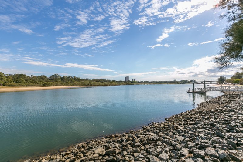 Photo - 1/92 Guineas Creek Road, Currumbin Waters QLD 4223 - Image 11