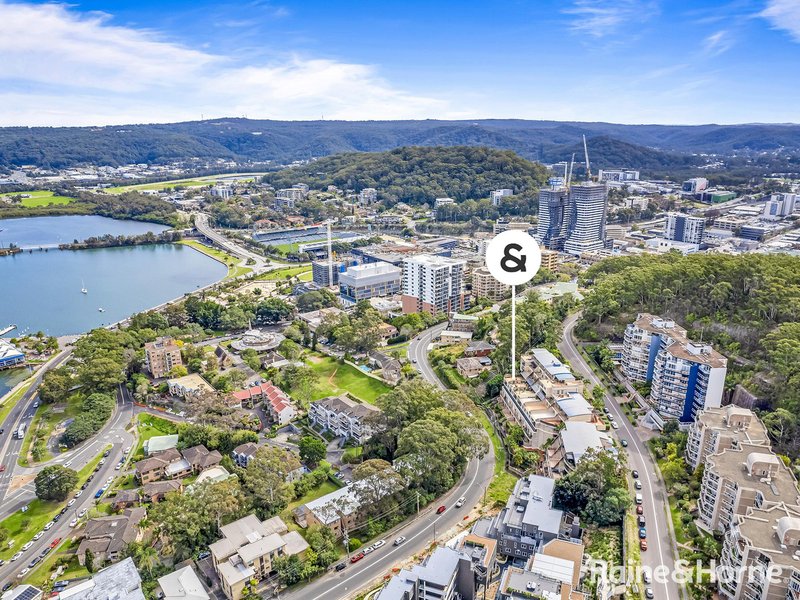 1/92 John Whiteway Drive, Gosford NSW 2250