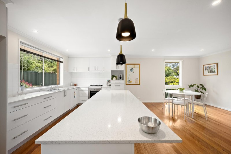 Photo - 192 Kingsford Smith Drive, Spence ACT 2615 - Image 3