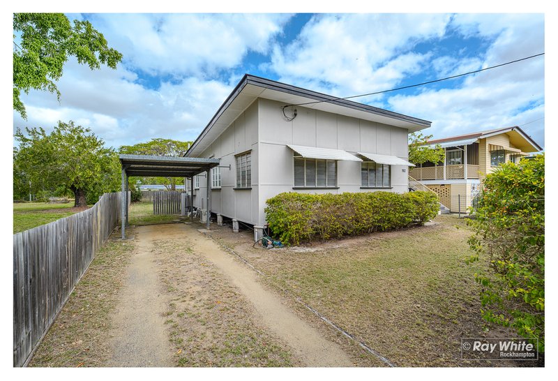 Photo - 192 Mason Street, Berserker QLD 4701 - Image 13