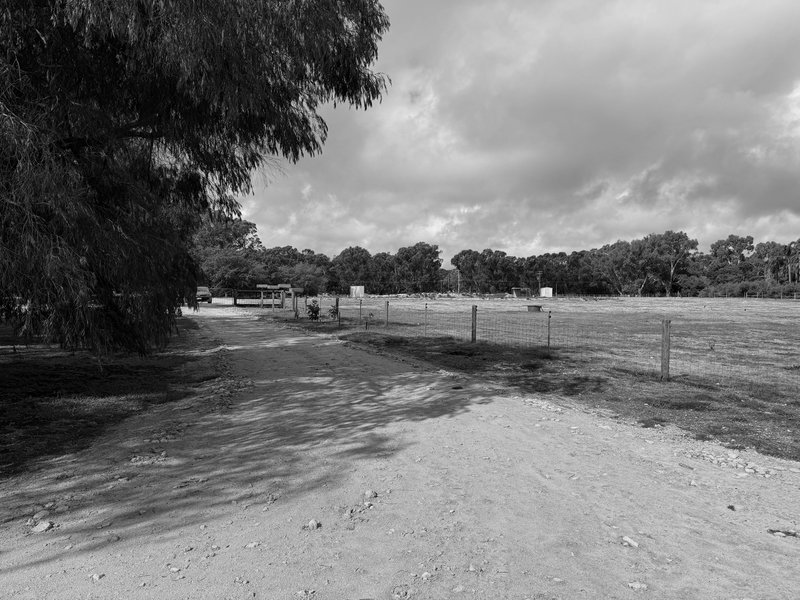 Photo - 192 Newnham Road, Lake Clifton WA 6215 - Image 1