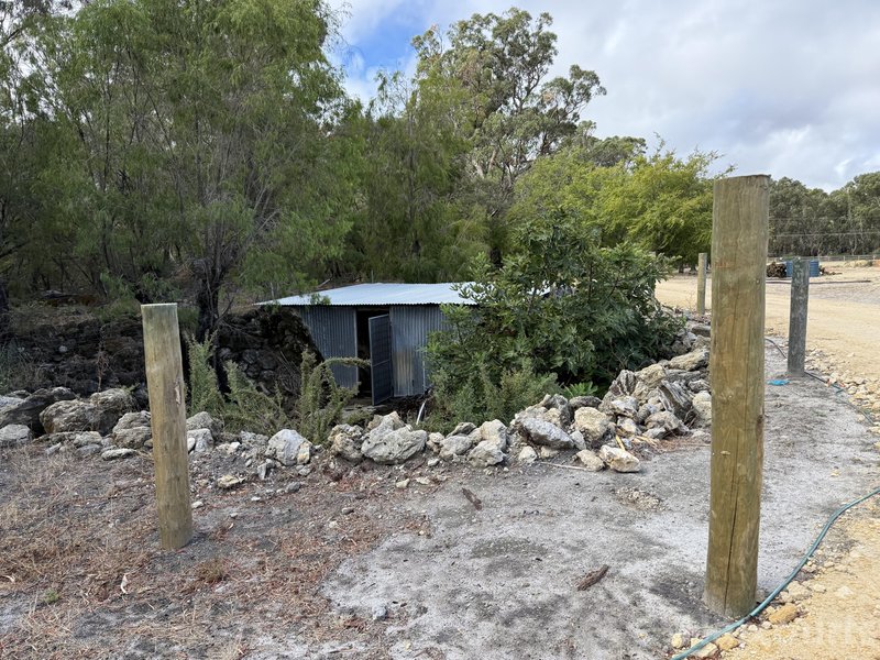 Photo - 192 Newnham Road, Lake Clifton WA 6215 - Image 22