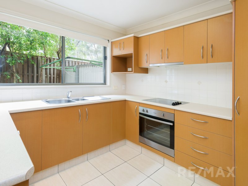 Photo - 19/2 North Shore Avenue, Varsity Lakes QLD 4227 - Image 4