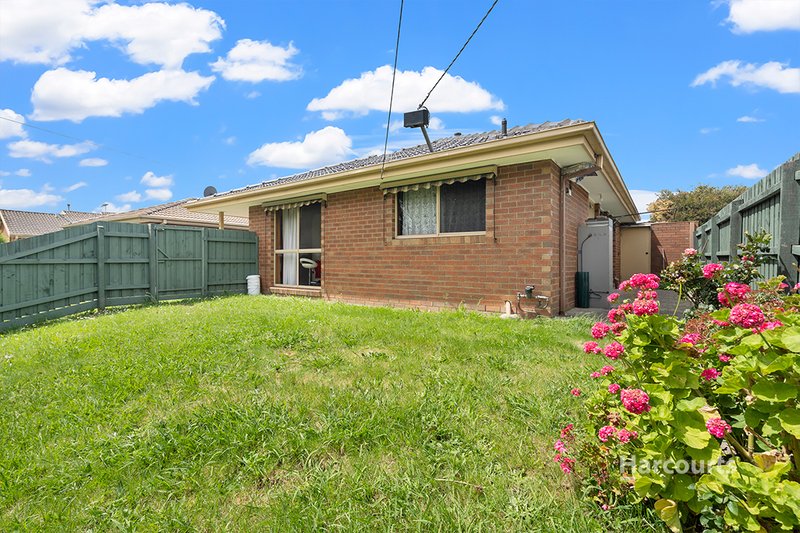 Photo - 1/92 Ross Street, Dandenong VIC 3175 - Image 8