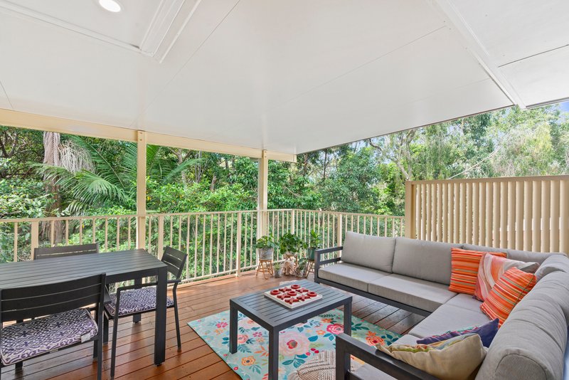 Photo - 19/2 Simpsons Road, Currumbin Waters QLD 4223 - Image 1