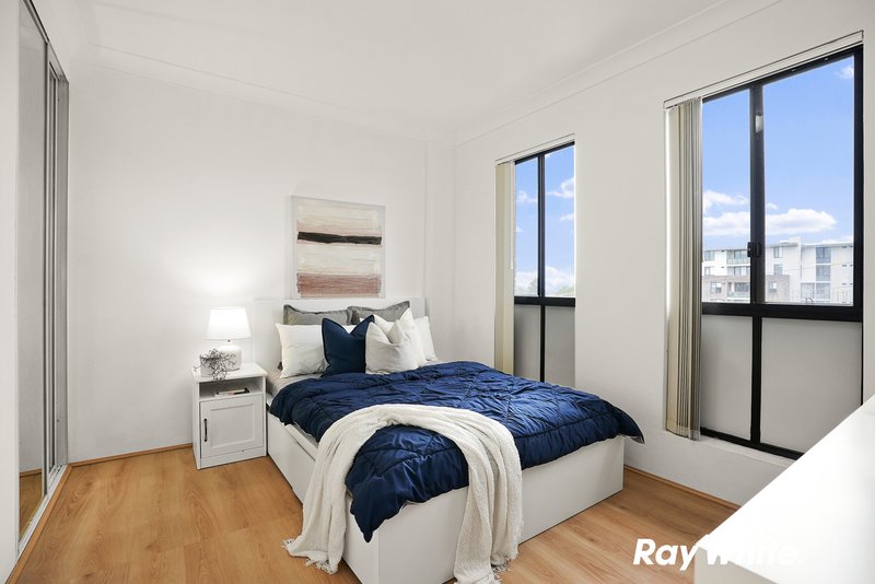 Photo - 19/20-22 Clifton Street, Blacktown NSW 2148 - Image 6