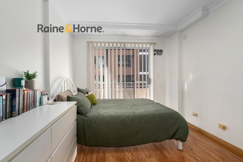 Photo - 19/20-22 George Street, Liverpool NSW 2170 - Image 5
