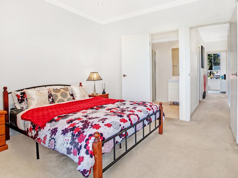 Photo - 19/20-22 Walker Street, Helensburgh NSW 2508 - Image 6