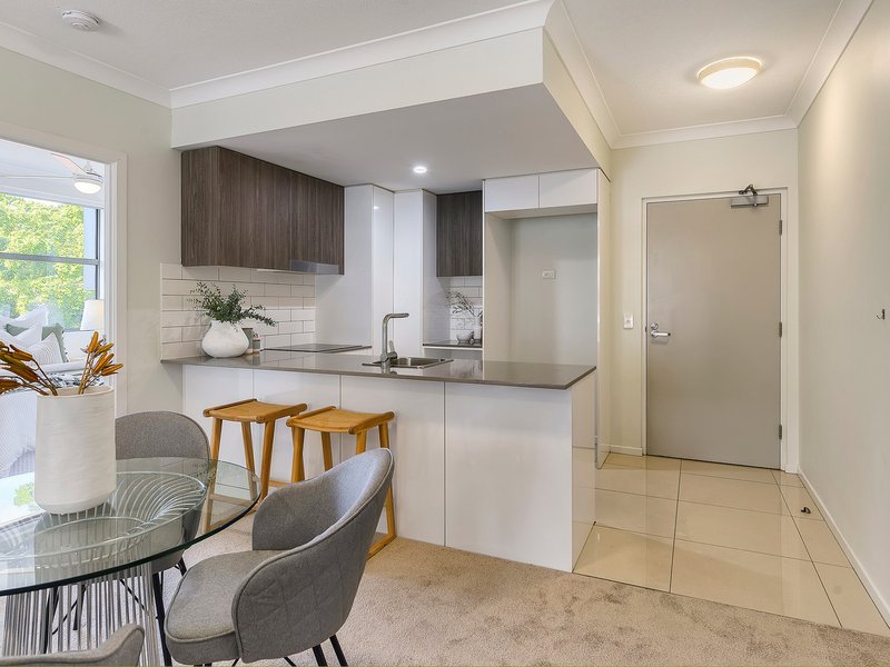 Photo - 19/20-24 Colton Avenue, Lutwyche QLD 4030 - Image 3