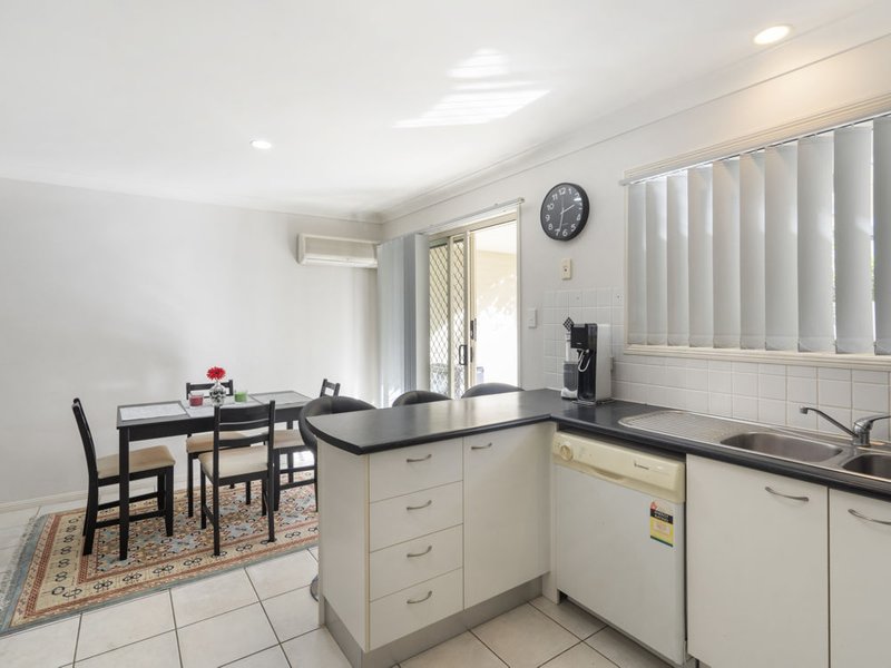 Photo - 19/21 Chessom Street, Mitchelton QLD 4053 - Image 8