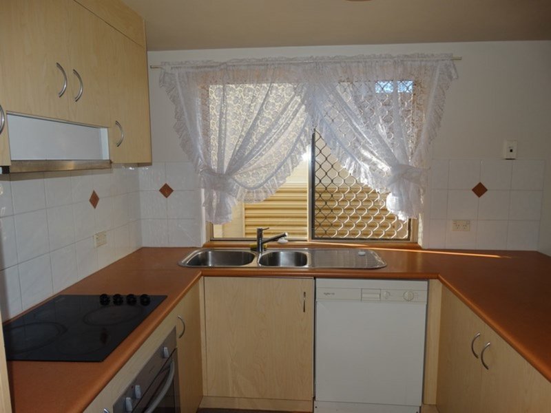 Photo - 19/22 Dasyure Place, Wynnum West QLD 4178 - Image 7