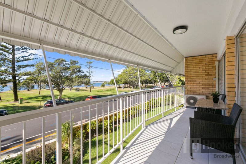 19/224 Marine Parade, Labrador QLD 4215