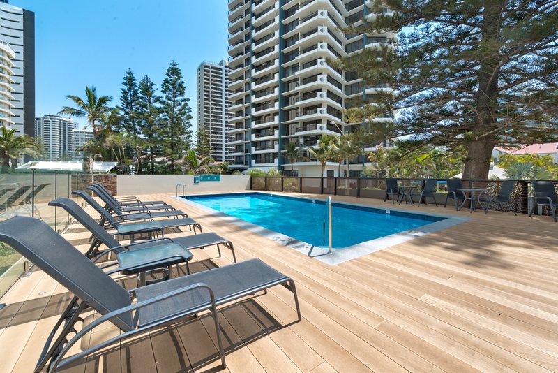 Photo - 19/23-25 Northcliffe Terrace, Surfers Paradise QLD 4217 - Image 16