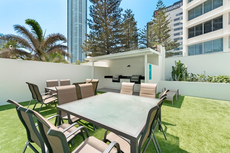 Photo - 19/23-25 Northcliffe Terrace, Surfers Paradise QLD 4217 - Image 20