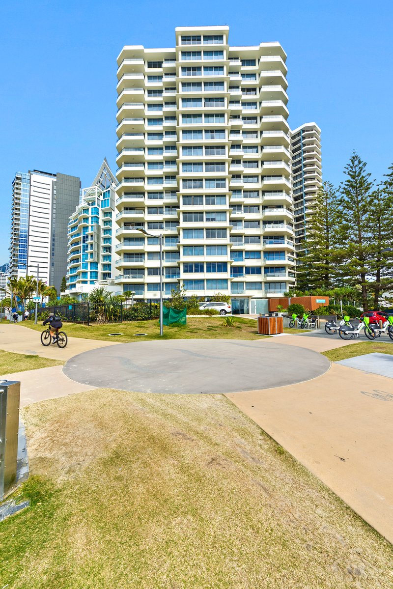 Photo - 19/23-25 Northcliffe Terrace, Surfers Paradise QLD 4217 - Image 26