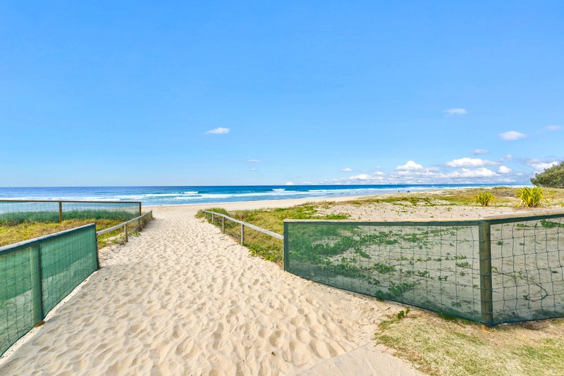 Photo - 19/23-25 Northcliffe Terrace, Surfers Paradise QLD 4217 - Image 27