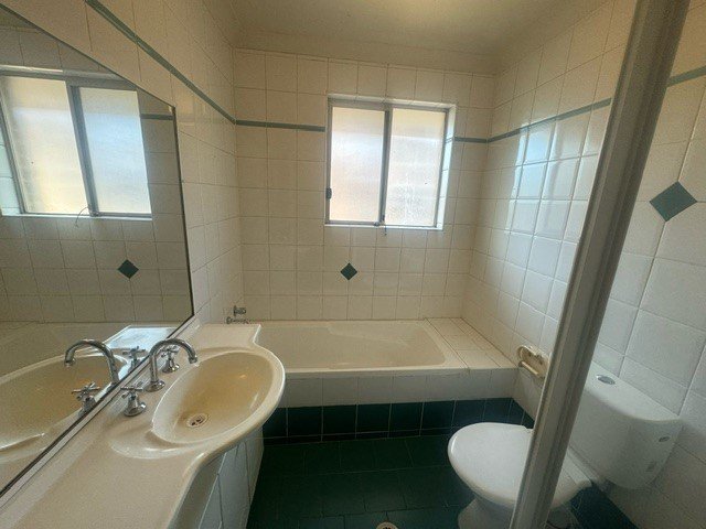 Photo - 19/23-25 Oxford Street, Merrylands NSW 2160 - Image 6