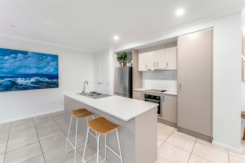 Photo - 19/24 Walsham Street, Bray Park QLD 4500 - Image 2