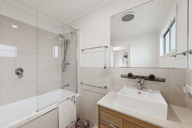 Photo - 19/25 Silkyoak Street, Runcorn QLD 4113 - Image 8