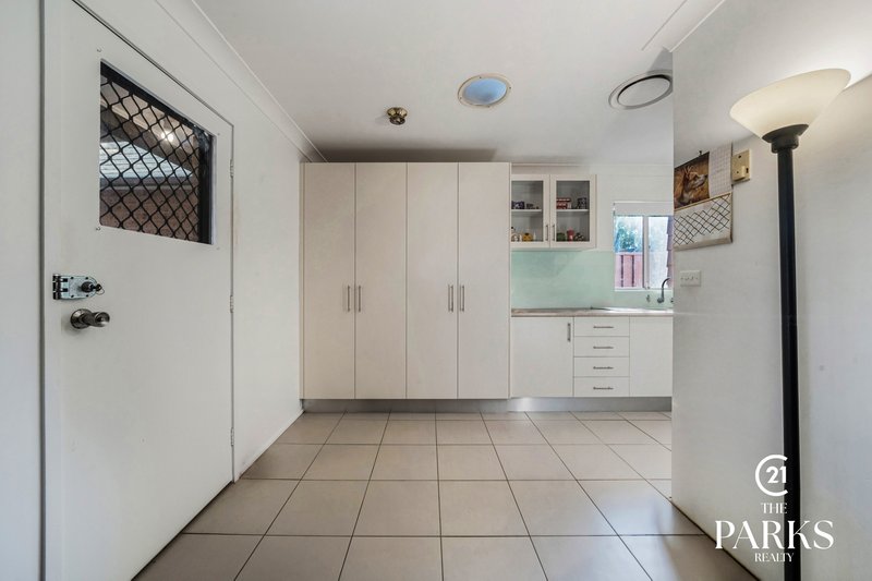 Photo - 19/26 Turquoise Crescent, Bossley Park NSW 2176 - Image 4