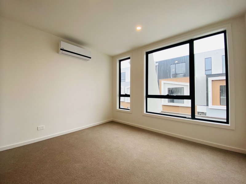 Photo - 19/29 Browns Road, Clayton VIC 3168 - Image 5